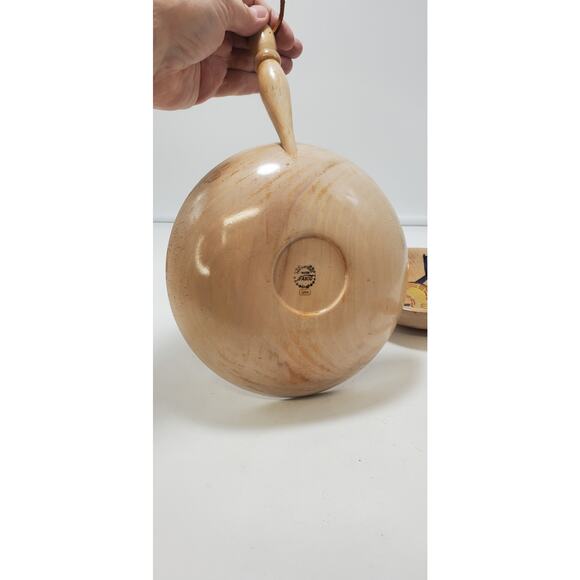 Set of 2 NASCO Vintage MCM Potato Chips Peanuts Wood Bowls Folk Art - Picture 7 of 9